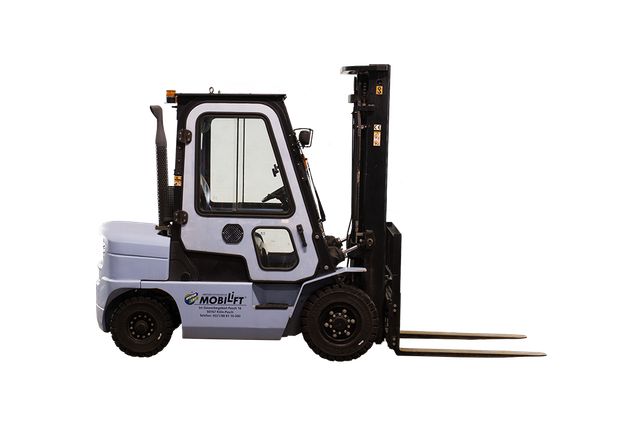2,5 T Gabelstapler (Diesel)