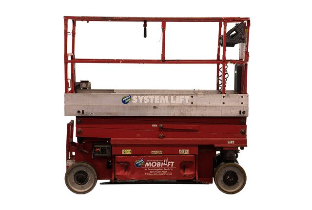 8,10 Meter Scherenarbeitsbühne JLG