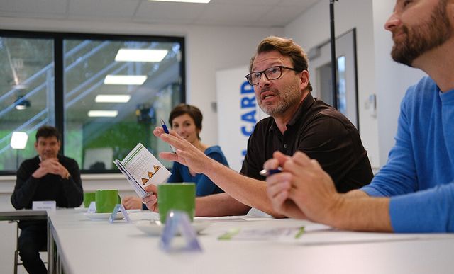 Wer darf Hubarbeitsbühnen bedienen?