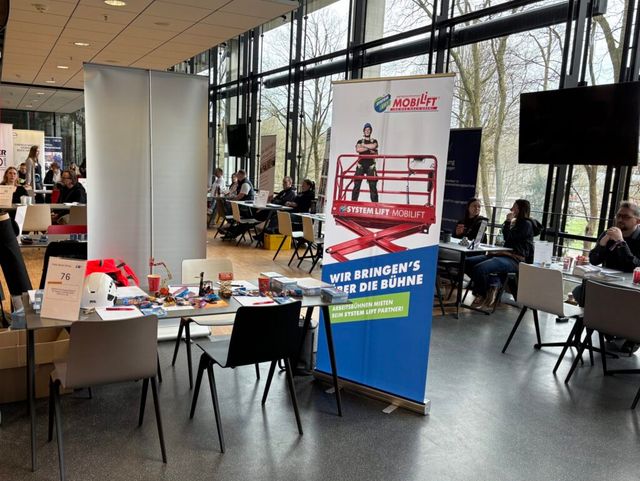 Azubi-Speed-Dating im RheinEnergieSTADION